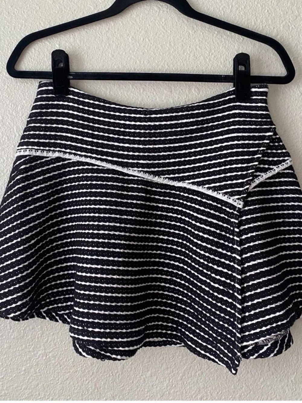 Free People Bento preppy academic Black/White Woven Striped Skater Skirt sz 8